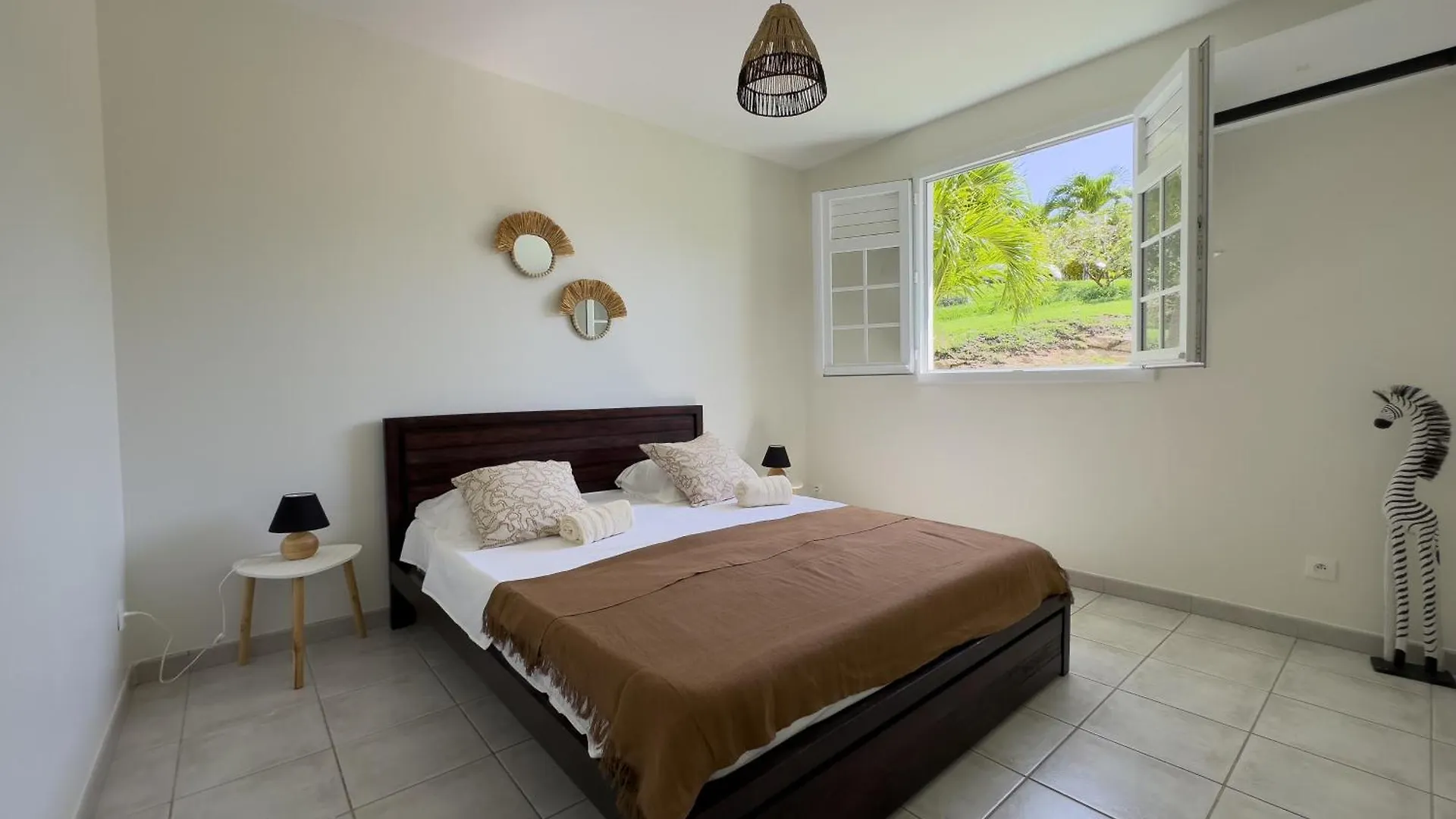 Villa Les 4 Colibris, 3 Chambres, Piscine, Jardin Et Vue Imprenable ! Le Vauclin 0*,  Martinique