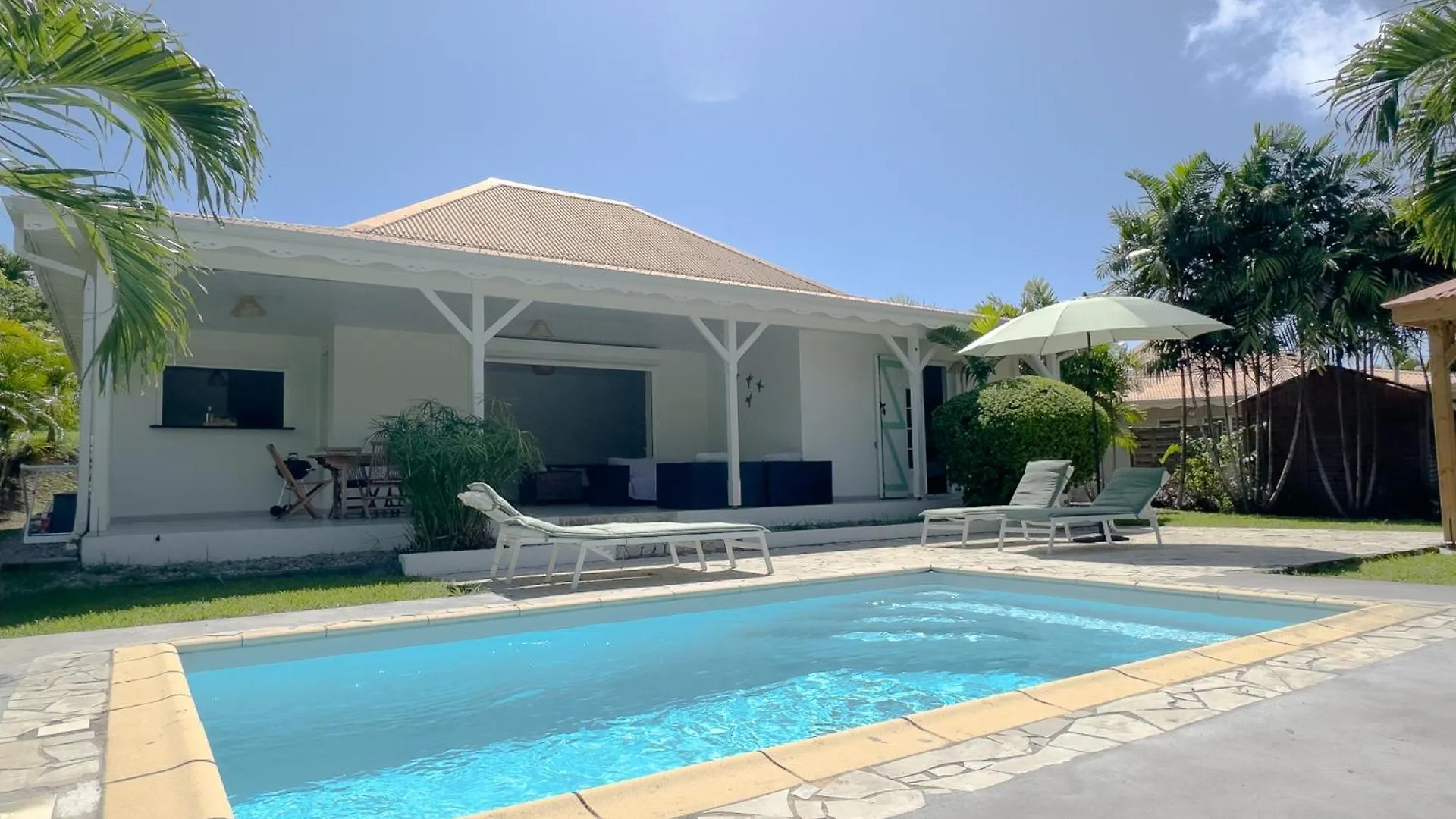 Villa Les 4 Colibris, 3 Chambres, Piscine, Jardin Et Vue Imprenable ! Le Vauclin Martinique